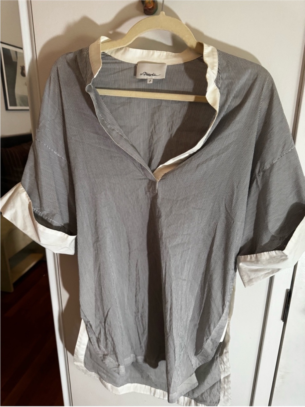 3.1 Phillip Lim Pinstripe Tunic White Cuff Split Neck Short Sleeve Size 2 - Picture 5 of 9